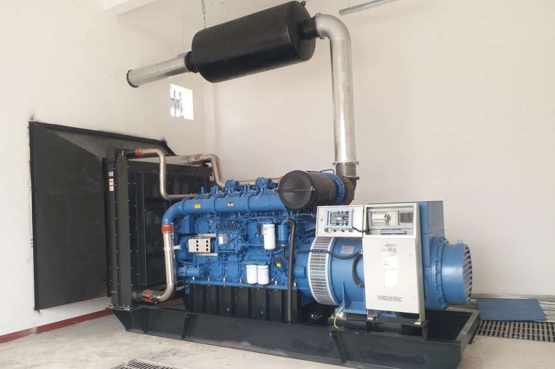 中器柴油發(fā)電機(jī)組